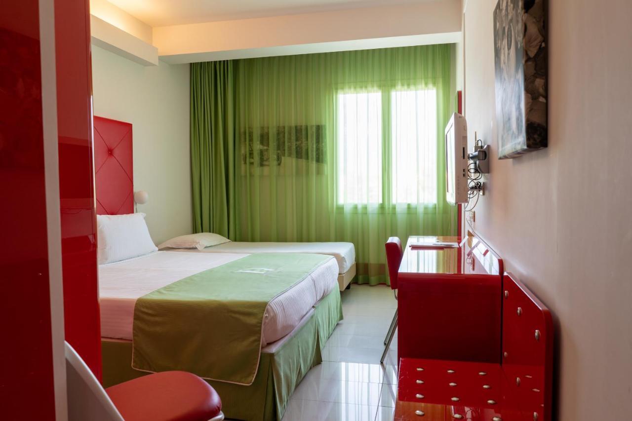 Hotel Domina Zagarella Sicily Santa Flavia Esterno foto