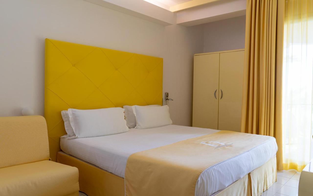 Hotel Domina Zagarella Sicily Santa Flavia Esterno foto